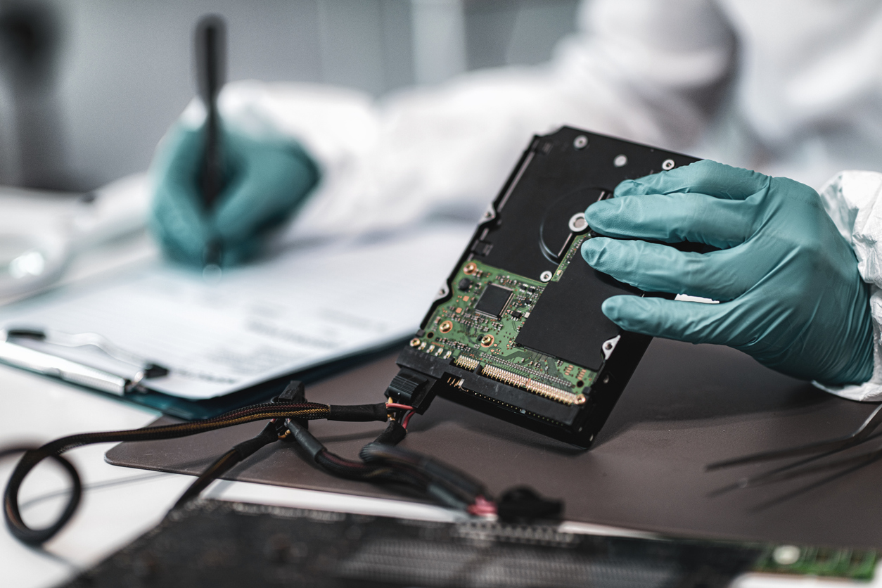 Digital Forensics analyzing a hard drive